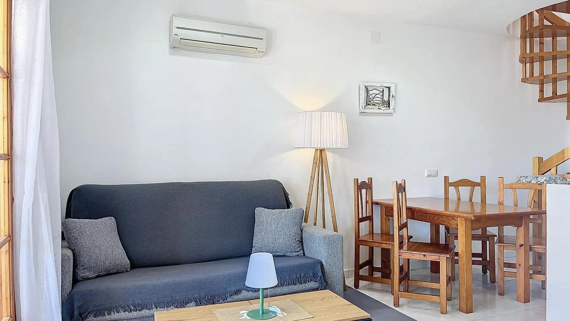 Apartment Roca Fornells, Bonito Apartamento Con Piscina Ss21